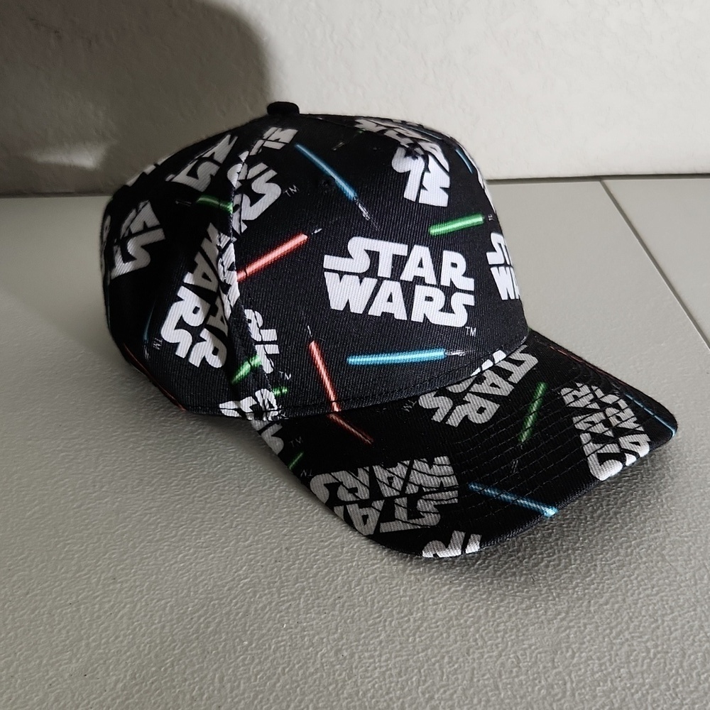 Bioworld Star Wars Mens Hat Black Adjustable Logo Star Wars Jedi Lightsaber